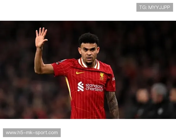 利物浦小范围传球破密防，迪亚斯推射建功