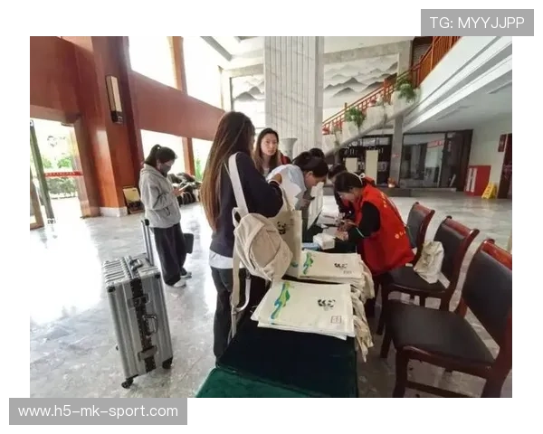 2026年篮球联赛青训营志愿者服务荣誉制度实施，篮球赛志愿者招募文案